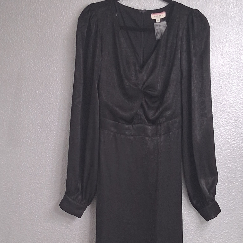 NWT Andre'e By Unit Black Midi Dress      Size M